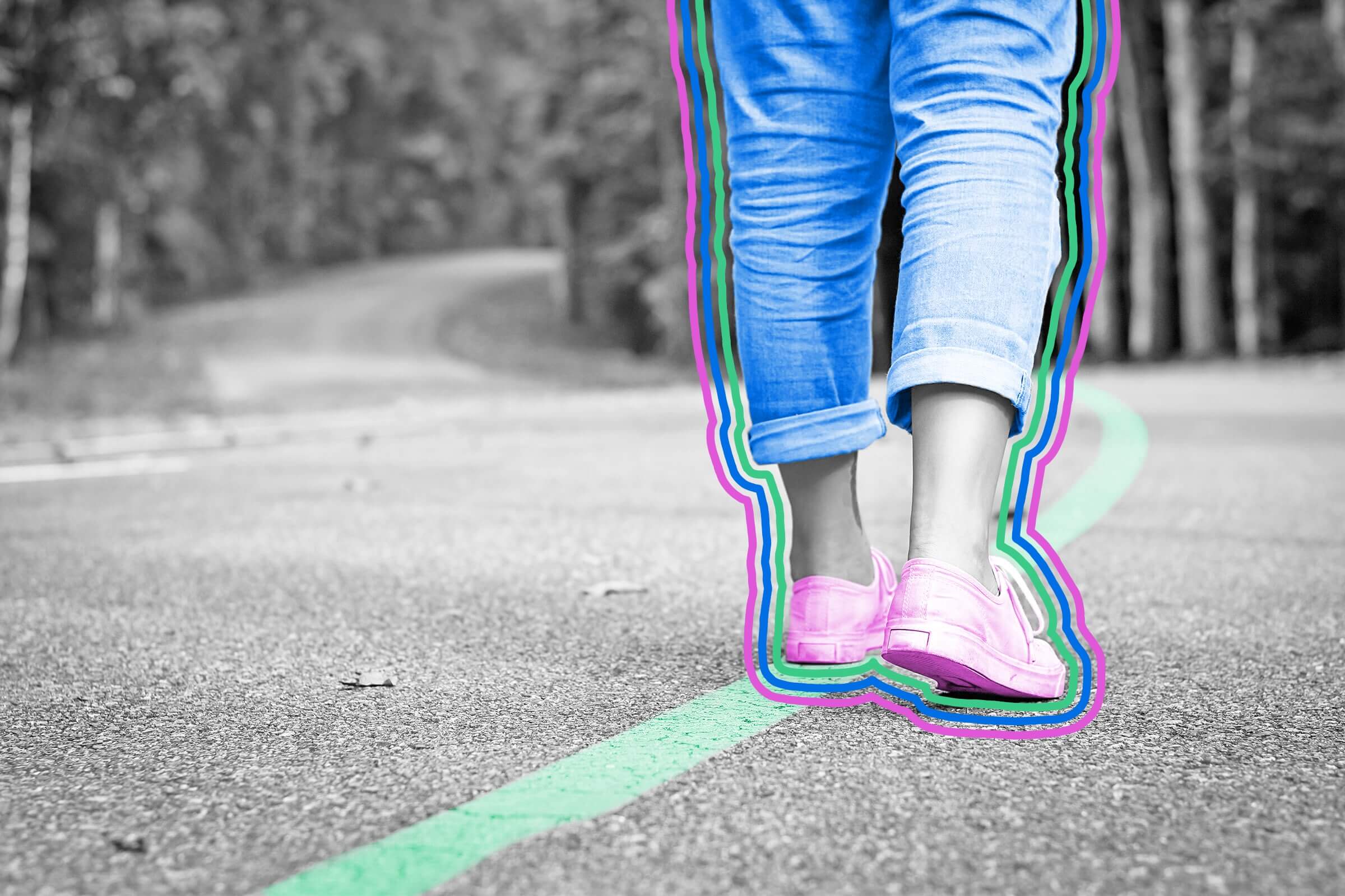 Without landmarks, humans can’t walk in a straight line.